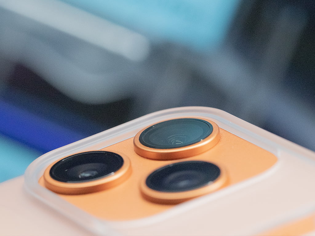 Ultratenký, plastový obal na iPhone 17 Pro Max - Bílý 8